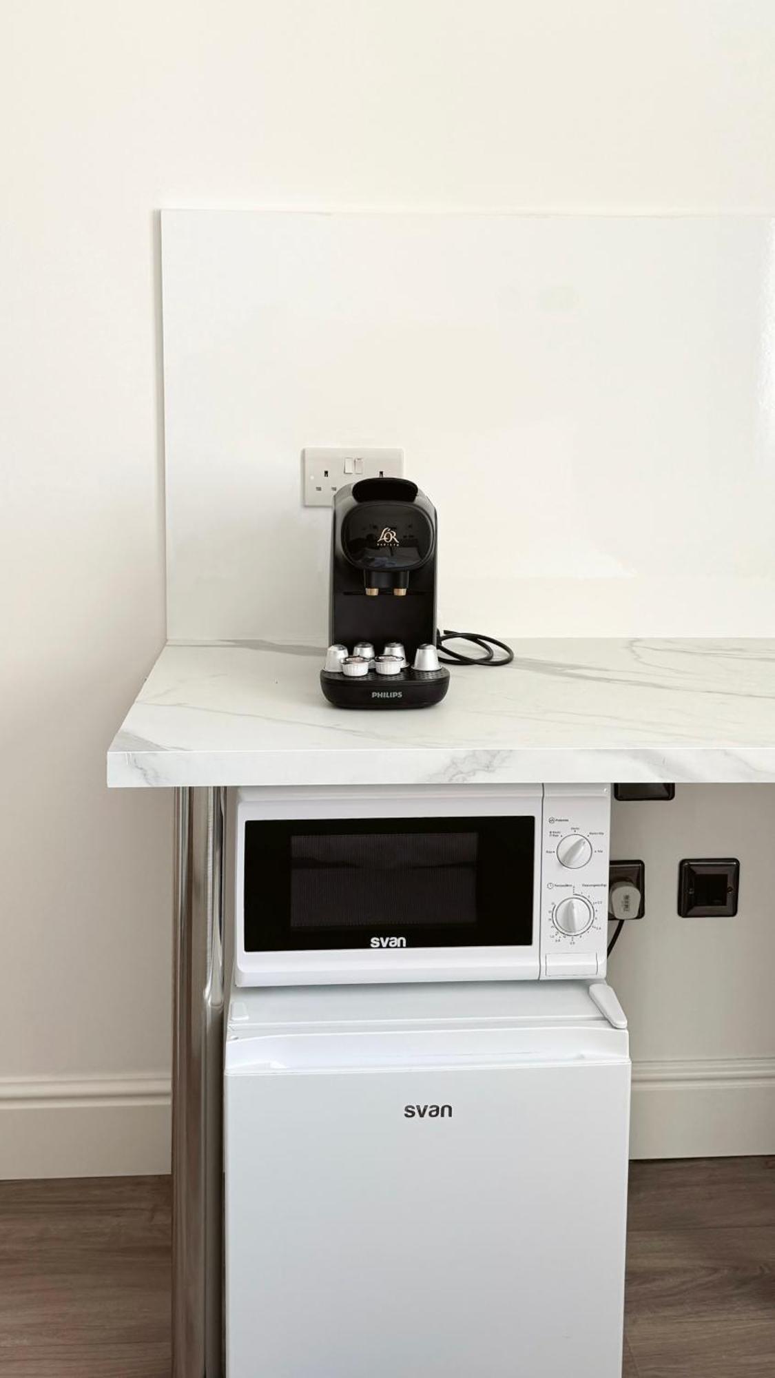 Master Penthouse Double Room Ensuite With Private Terrace - Grand Central House Гибралтар Екстериор снимка